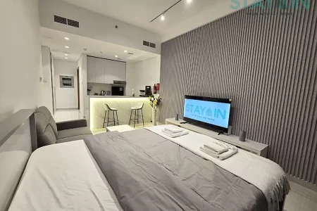 Upscale Studio | Fully Furnished | Serene View